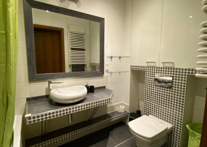 Mosiezna & Taras & Free Parking & Self Check In 24h