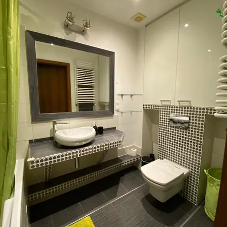 Mosiezna & Taras & Free Parking & Self Check In 24h