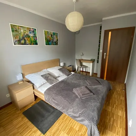 Mosiezna & Taras & Free Parking & Self Check In 24h Lejlighed